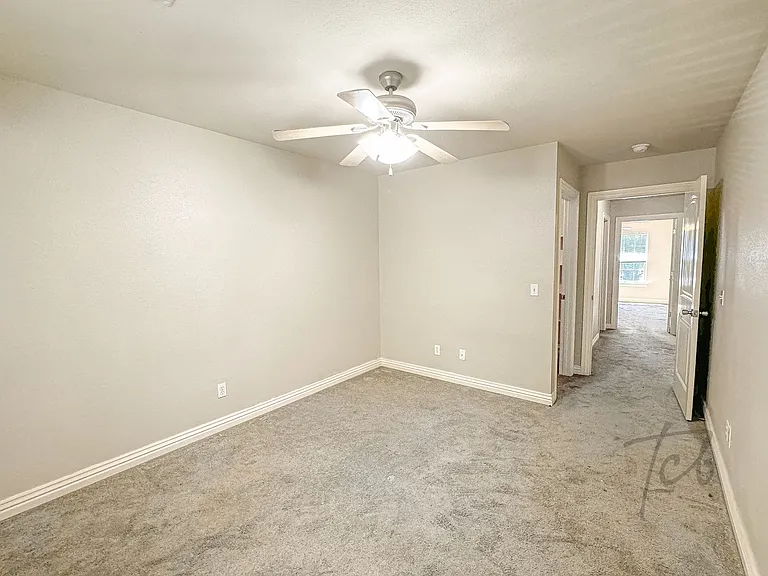 912 S Wood Ave — Photo 17