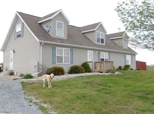 10199 1000s Rd, Momence, IL 60954