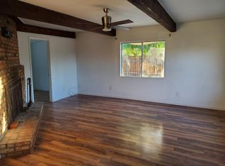 2135 Rainbow Valley Blvd APT A, Fallbrook, CA 92028