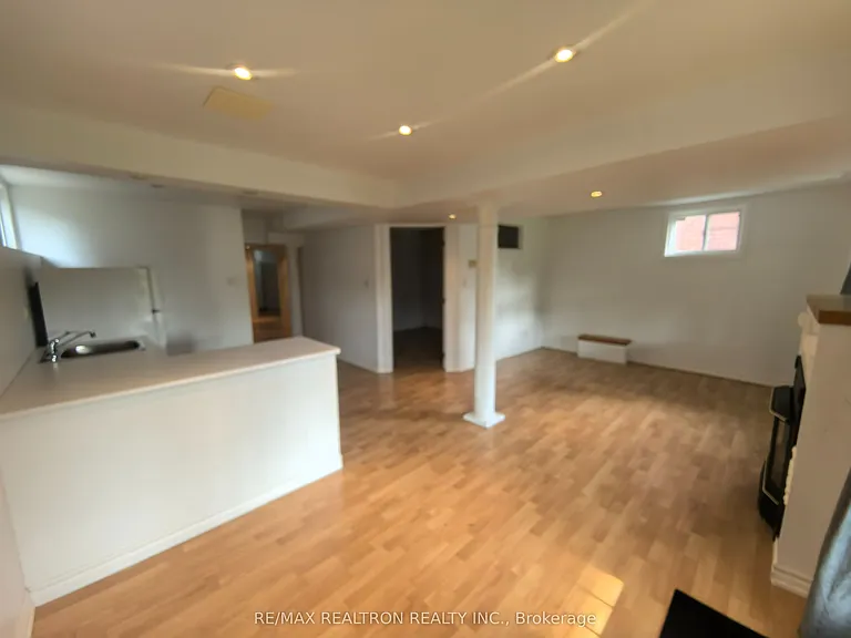 18 Nantucket Dr #BASEMENT — Photo 6