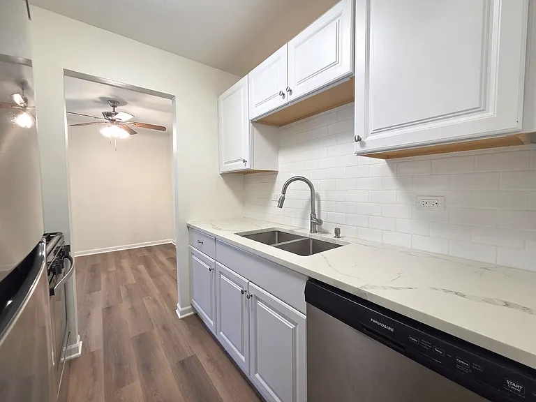 889 Trace Dr #107 — Photo 10