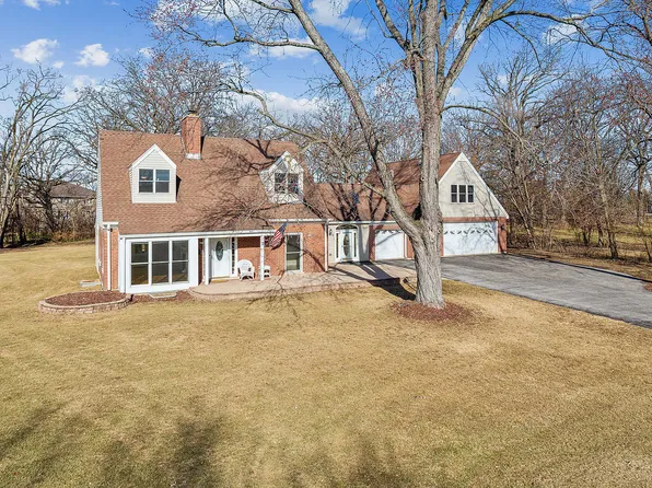 7 Mirta Cir, Lemont, IL 60439