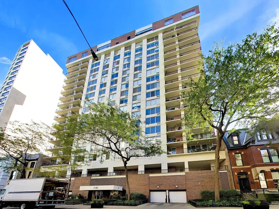 71 E Division St #1203