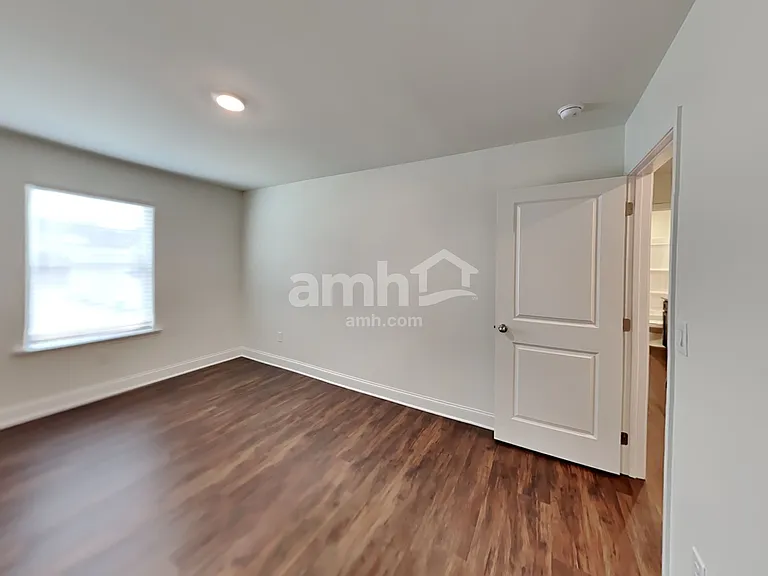 577 Summit View Ln — Photo 23