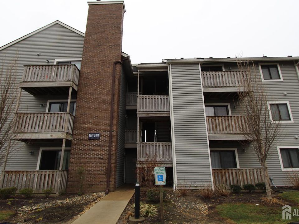 1st image of 5012 Ravens Crest Dr