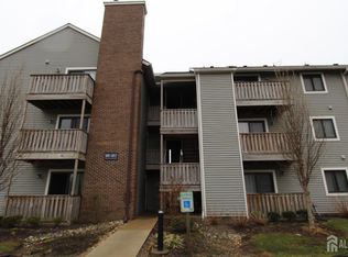 5012 Ravens Crest Dr, Plainsboro, NJ 08536