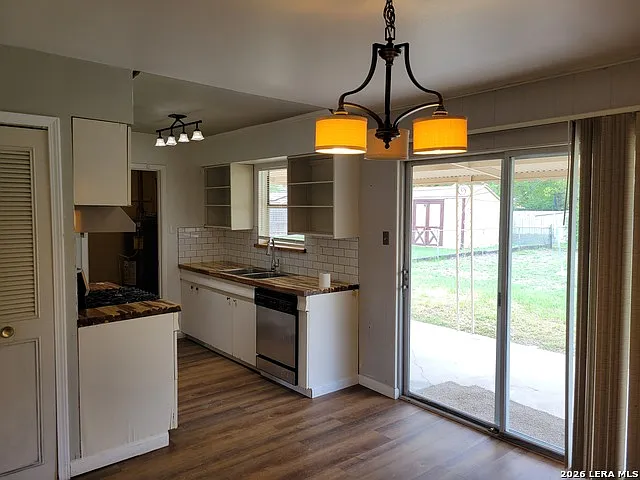 5405 Borchers Dr — Photo 4