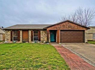 6908 Arborbrook Dr, North Richland Hills, TX 76182