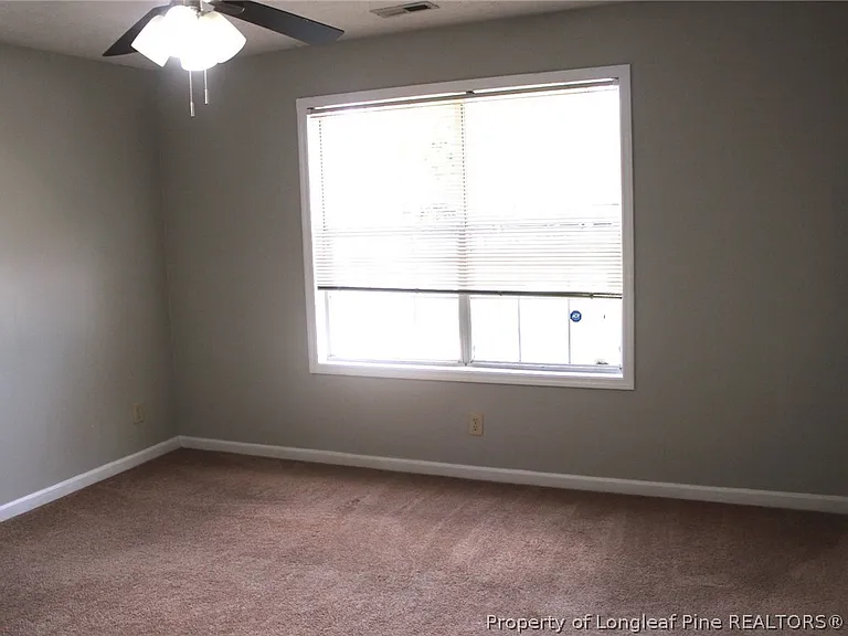325-8 Waterdown Dr #8 — Photo 16