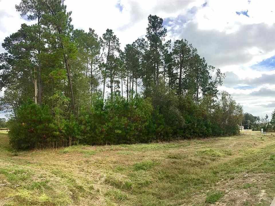 1st image of 12280 Woodland Cir
