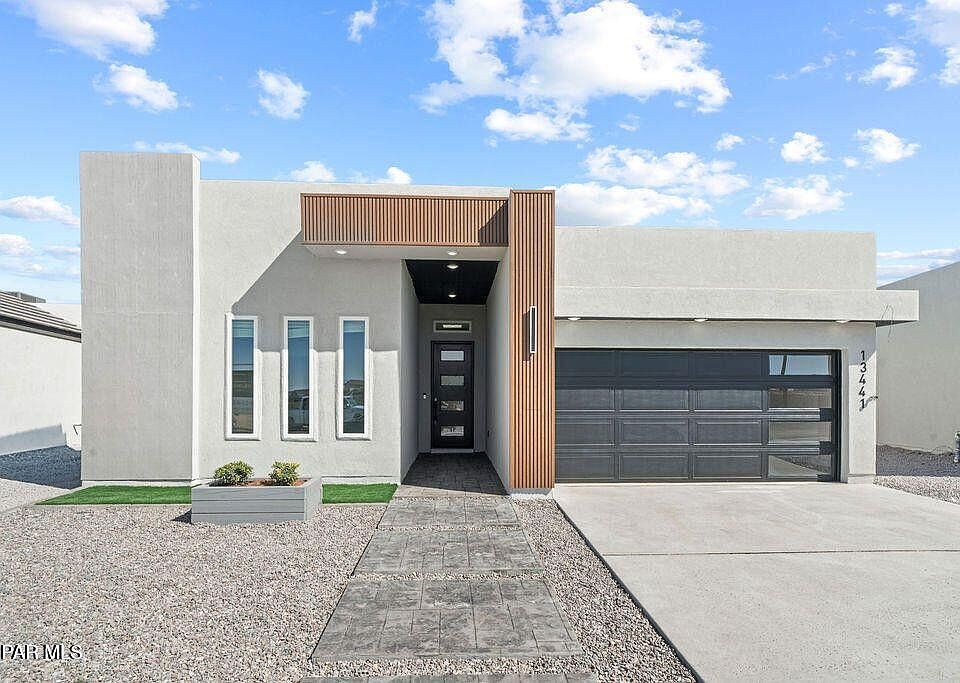 1st image of 613 Paseo Campanero St