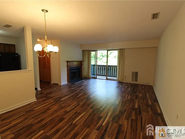 1103 Aspen Dr — Photo 7