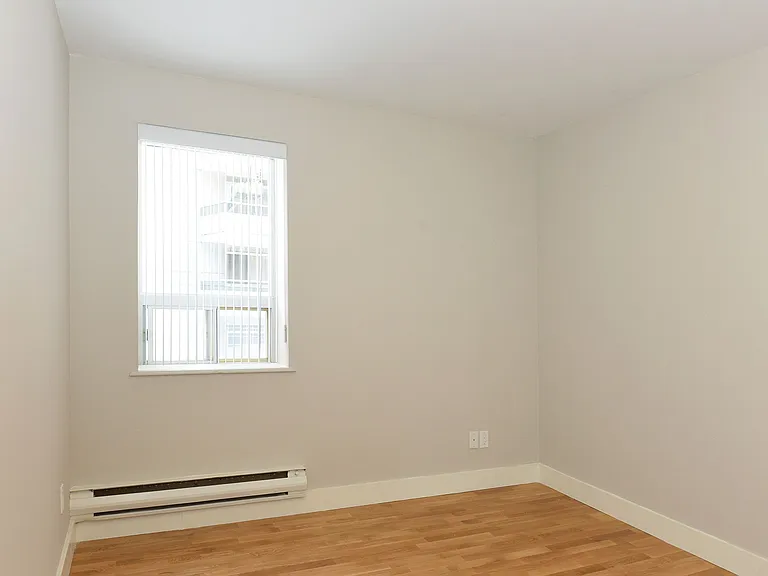 83 Isabella St — Photo 30