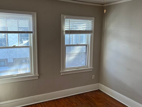 5th image of 1406 Grand Ave APT 2