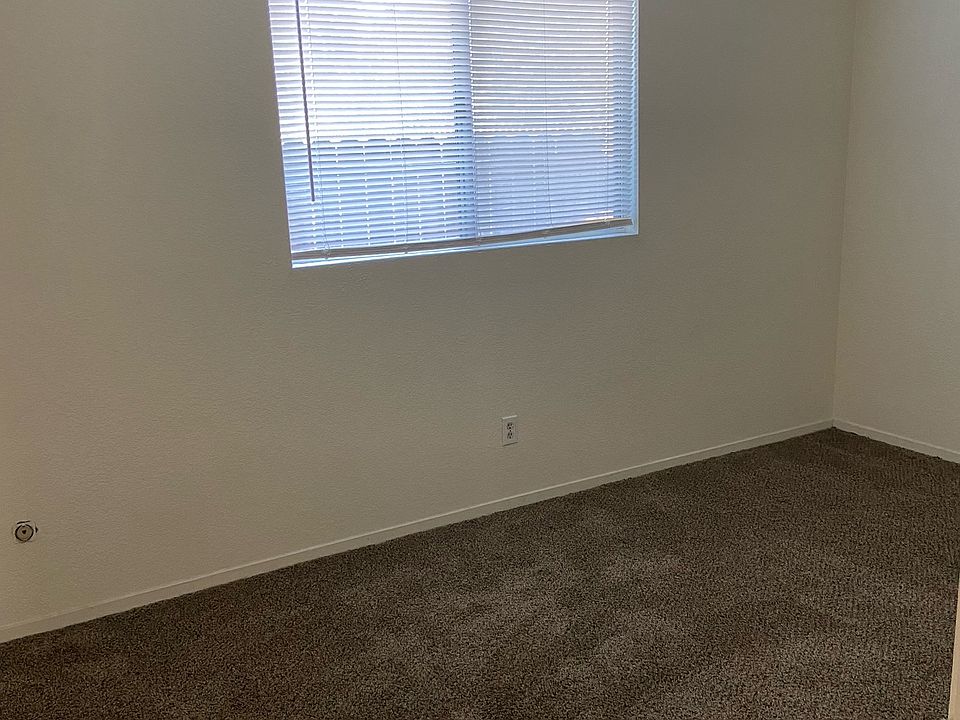 744 E Ave Fresno, CA, 93728 Apartments for Rent Zillow