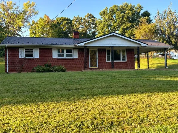 718 Perdue St, Martinsville, VA 24112