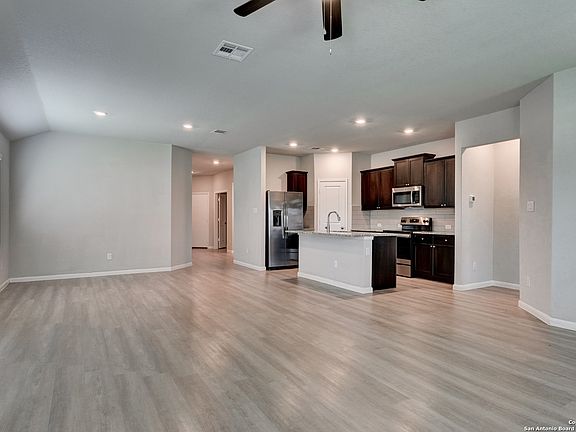 4th image of 2700 IBERIA CT