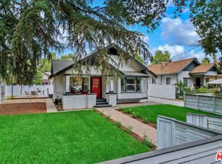 1797 N Summit Ave, Pasadena, CA 91103