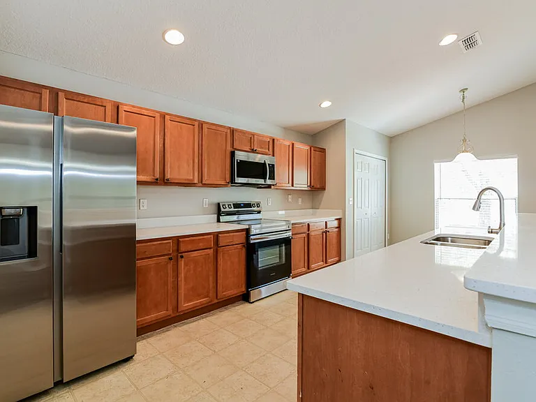 2055 Newtown Rd — Photo 8