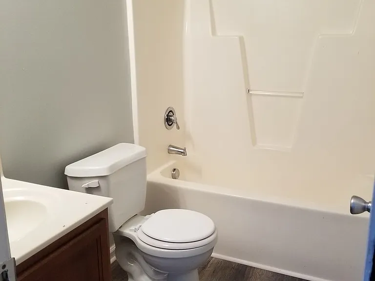 15 Coats Cir — Photo 6