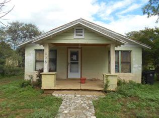 425 S Pecan St, Mason, TX 76856