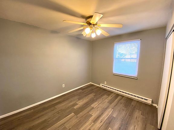 5th image of 2207-2231 Brookdale Ln #2247