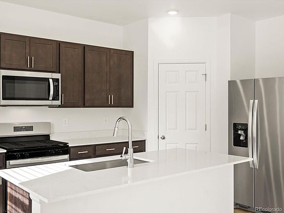 2nd image of 4634 Rabbitbrush Street