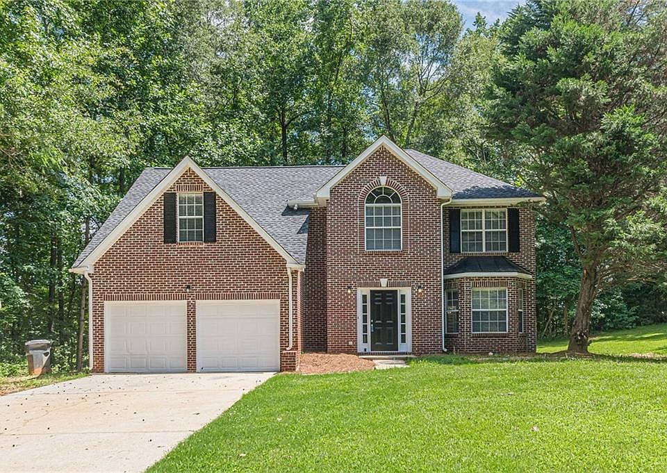 1st image of 99 Ashtonbrook Dr