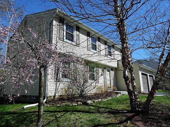 3rd image of 6456 Cherokee Rose Dr