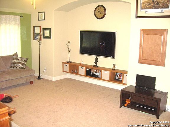 3rd image of 6800 Hallie Hts