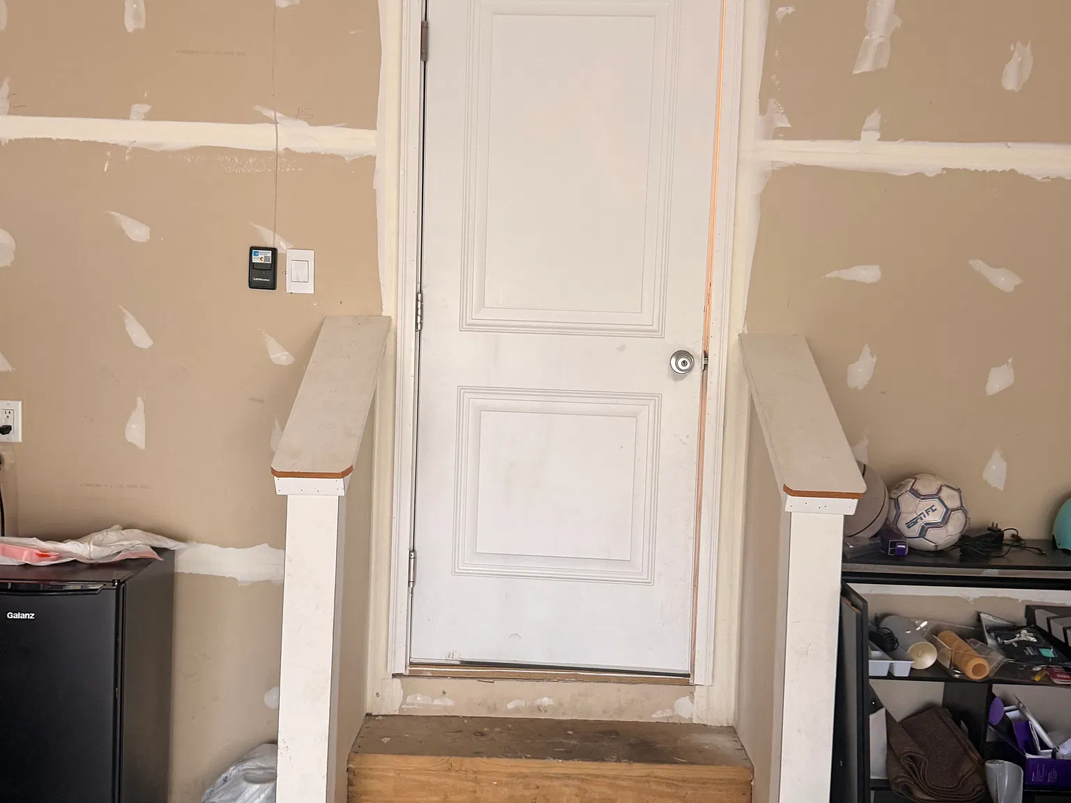 2 bed, $1,525 — Photo 1