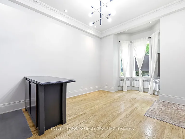 21 Lansdowne Ave #1 — Photo 9
