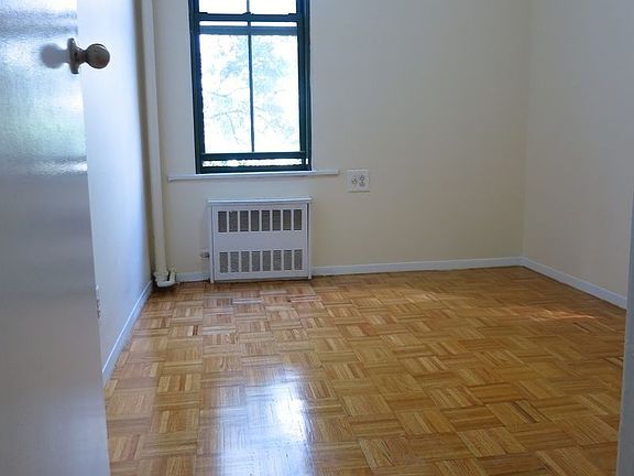 3rd image of 528 E 79th St APT 2D