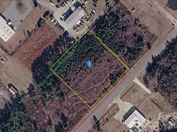 112 Beau Pkwy, Elizabeth City, NC 27909