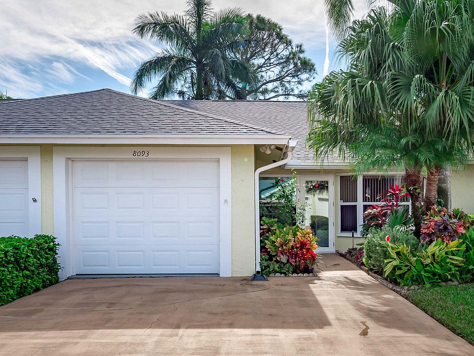 1st image of 8093 SE Bristlecone Pl