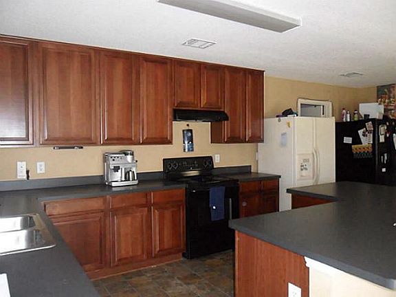 5th image of 8131 Abbey Glen Ct