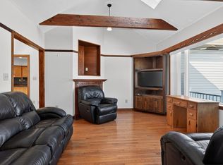 1-1 Glendale Rd #2, Hudson, MA 01749