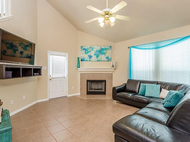 4530 Hall Croft Chase Ln — Photo 18