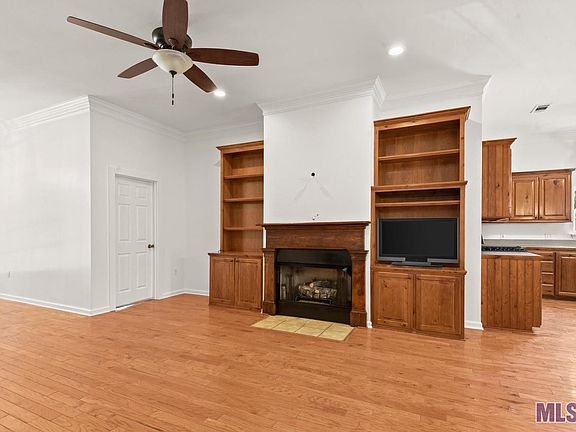 5th image of 17212 Estelle Ln