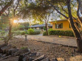 918 El Toro Rd, Ojai, CA 93023