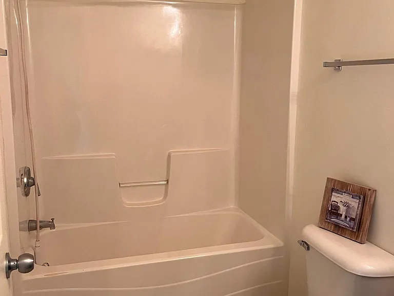 7939 Wildwood Farms Ln — Photo 17