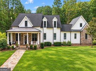 4478 Cedarcrest Rd, Acworth, GA 30101