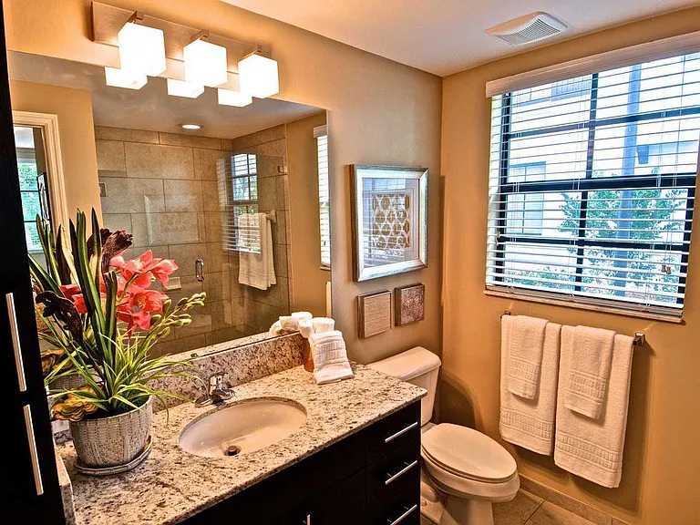 Bathroom | Granite Countertop