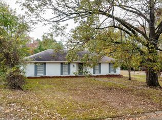 1001 Briarwood Dr, Clinton, MS 39056