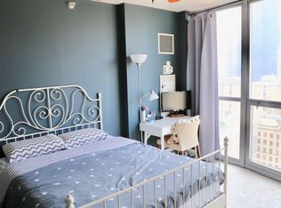 600 N Dearborn St APT 1601, Chicago, IL 60654