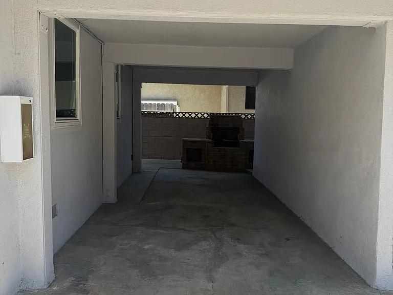 14752 S Budlong Ave — Photo 11