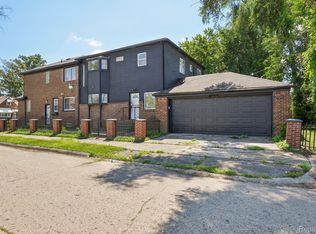 19211 Birwood St, Detroit, MI 48221