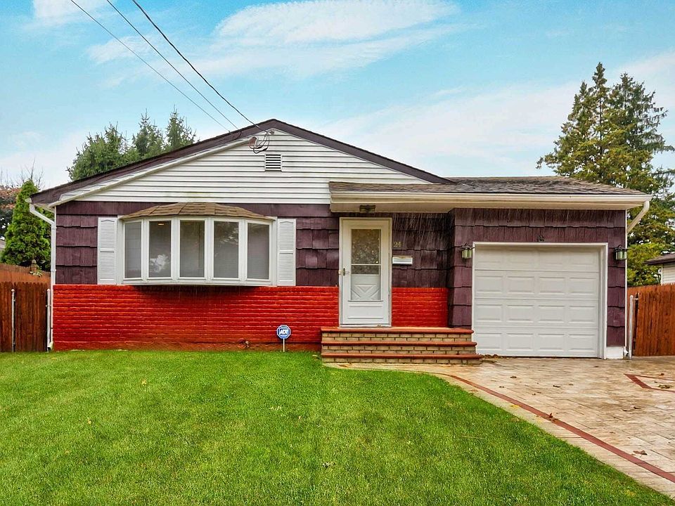1st image of 24 Ernst Ave