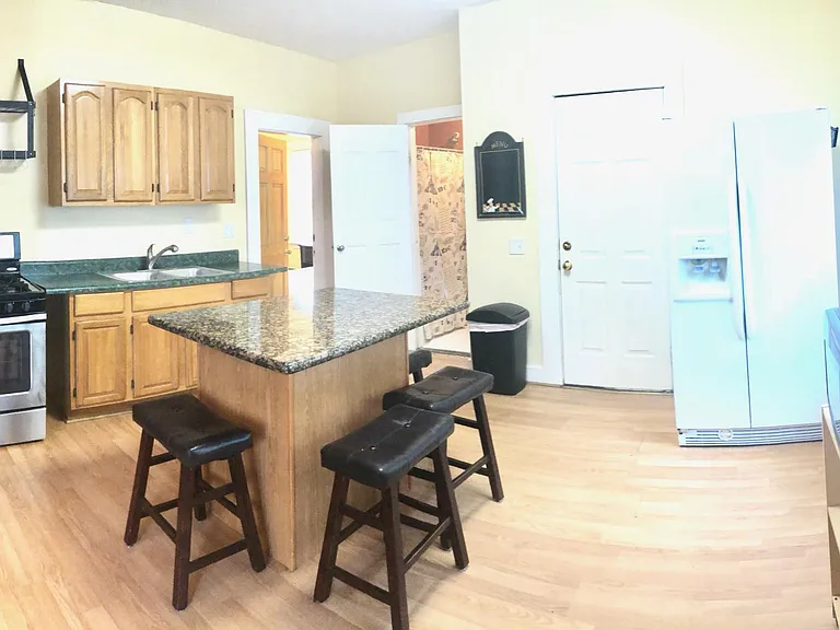 204 California Ave #1 — Photo 10