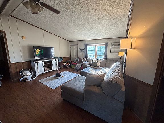 4th image of 4505 E Brougue Rd